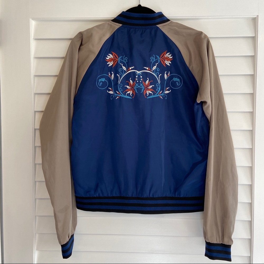 ROMEO & JULIET NAVY EMBROIDERED BOMBER JACKET SZ M - Picture 5 of 7